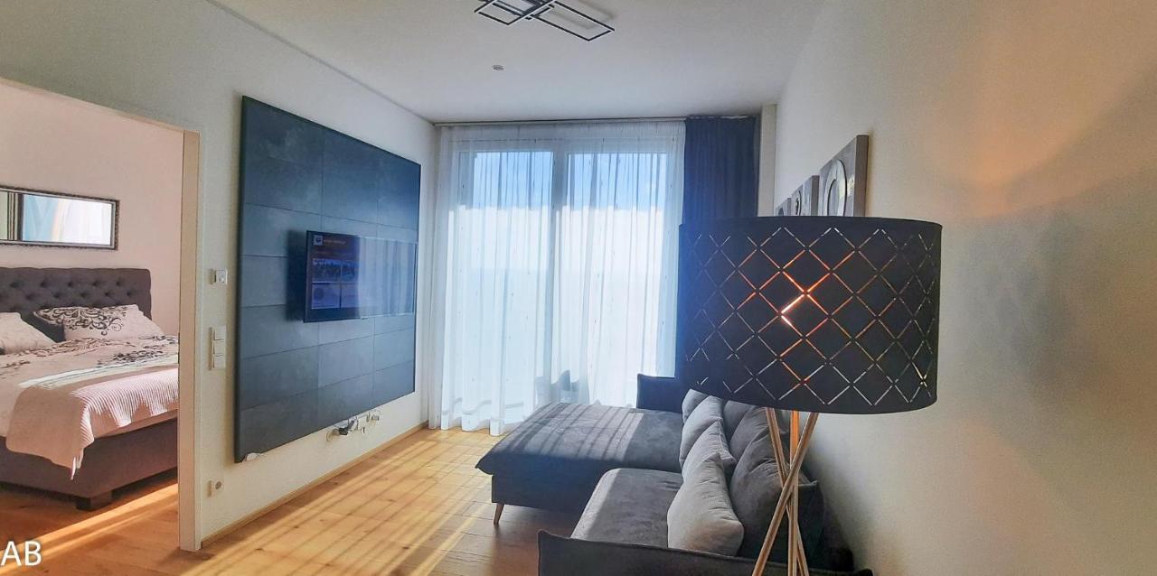 Superior Apartment & Rooftop Pool Wien Exteriör bild