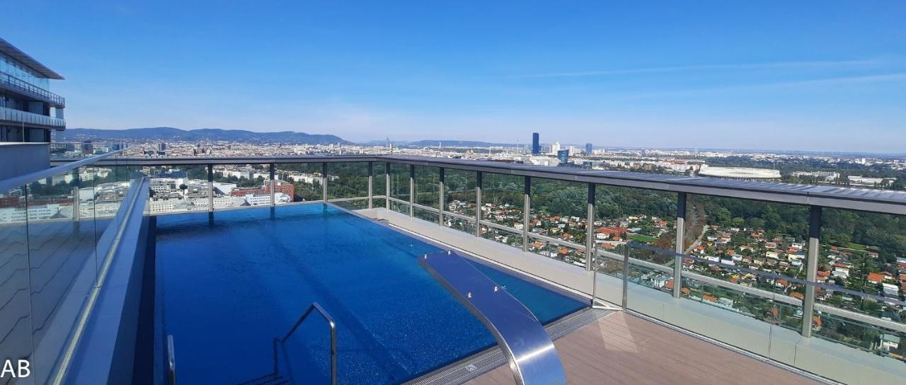 Superior Apartment & Rooftop Pool Wien Exteriör bild